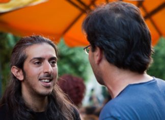 Θανάσης & Γιάννης στην πλατεία Κοτζία