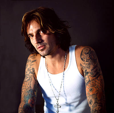 Υπερήφανος για την Ελληνική καταγωγή του ο Tommy Lee (Motley Crue)