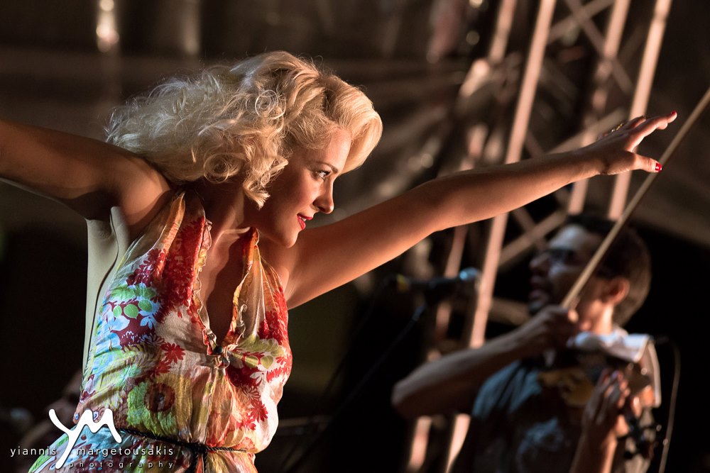 Νατάσσα Μποφίλιου «Οι μέρες του φωτός» Χειμερινή Περιοδεία 2012