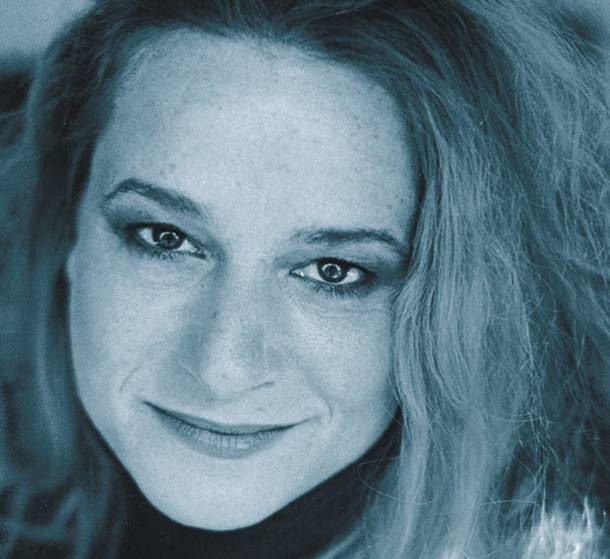 Η Ευανθία Ρεμπούτσικα 4 Τετάρτες στο GazARTE