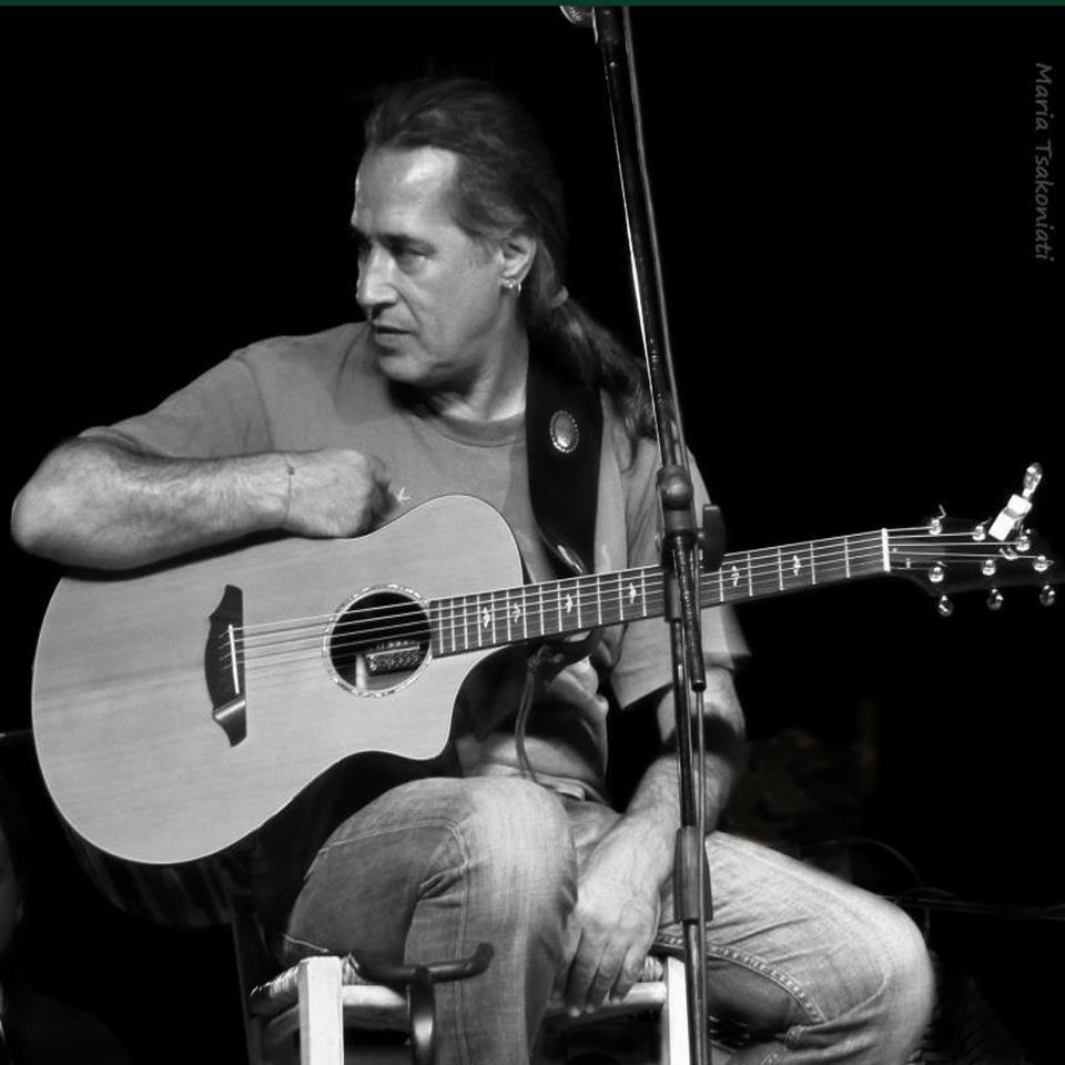 Παντελής Θαλασσινός @ Σταυρός του Νότου Κεντρική Σκηνή