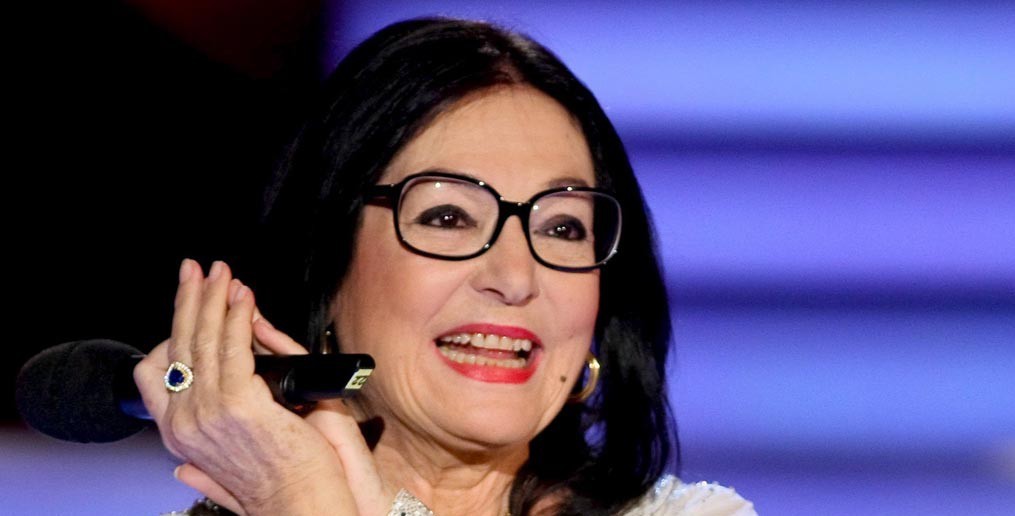 Η Νάνα Μούσχουρη στο Ηρώδειο. Happy Birthday Tour