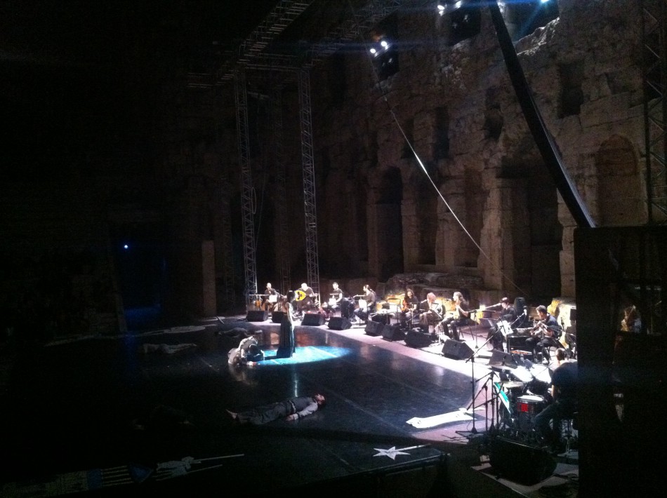 Ο Ερωτόκριτος ήταν στο Ηρώδειο, όχι μόνος.