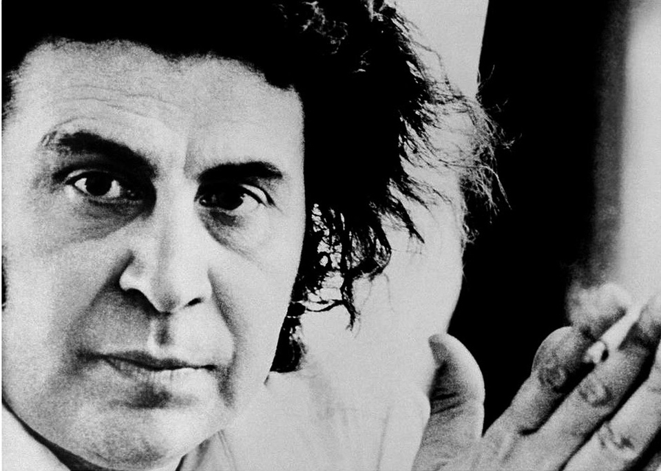 ” Όλη η Ελλάδα για τον Μίκη ”