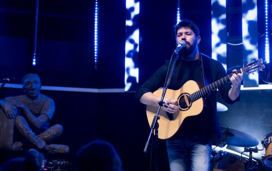 Ο Δημήτρης Παγωμένος LIVE στο HolyWood Stage