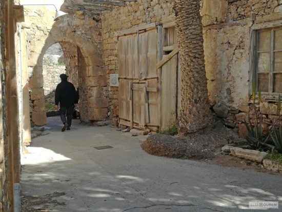 ΑΠΟΚΟΠΟΣ ή ΣΠΙΝΑΛΟΓΚΑ – ΝΙΚΟΣ ΞΥΔΑΚΗΣ & ΔΙΟΝΥΣΗΣ ΚΑΨΑΛΗΣ