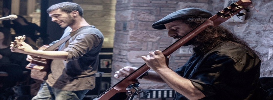 Ο Απόστολος Ρίζος στη μουσική σκηνή “Σφίγγα”