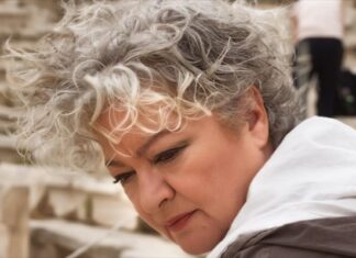 Τάνια Τσανακλίδου : “Στο τιμόνι της χώρας βρίσκεται ένας μεγαλομανής ηλίθιος”