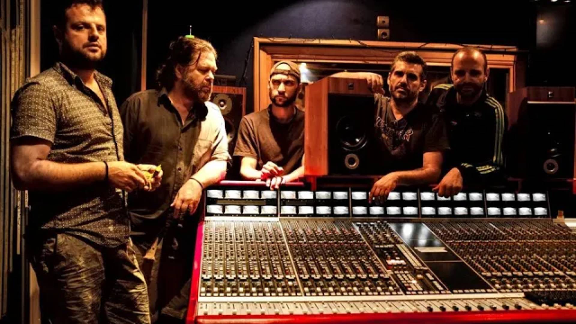 Ακούμε Νέα Τραγούδια | Δημήτρης Μητσοτάκης – “Κυρά Κατίνα”