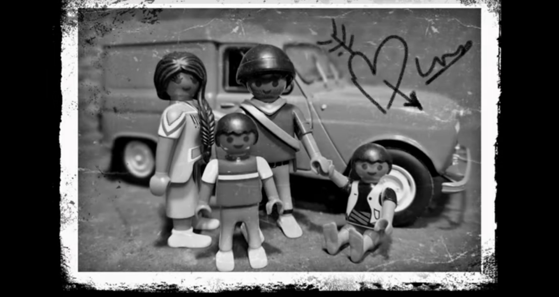 To Cladestino του Manu Chao, βίντεο με Playmobil!