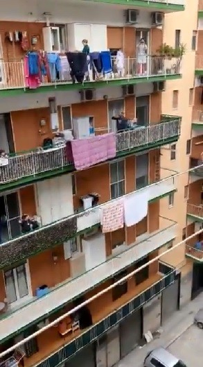 Όσο υπάρχει μουσική, υπάρχει ζωή!