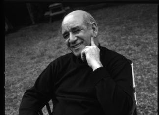 Δημήτρης Μητροπάνος : Ένας ροκ τραγουδιστής!