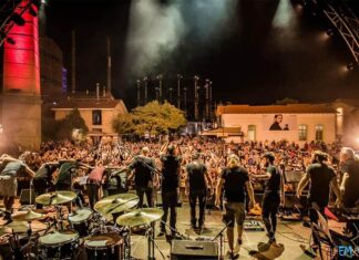 ΥΠΟΓΕΙΑ ΡΕΥΜΑΤΑ /MAGIC DE SPELL/ Δ.ΜΗΤΣΟΤΑΚΗΣ | FALIRO SUMMER THEATER