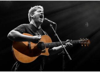 Συνέντευξη : Ο Αλέξανδρος Κτιστάκης στις www.mousikesebeeries.gr