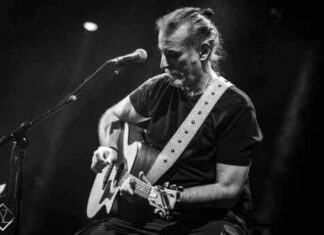 Φίλιππος Πλιάτσικας : “έχουμε συγκλονιστεί ως άνθρωποι και ως γονείς”