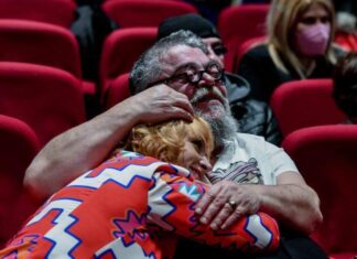 Σταμάτης Κραουνάκης & Ελεονώρα Ζουγανέλη – “Τι να λέμε τώρα” | Νέο album