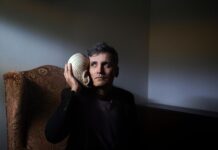 Φώτης Σιώτας : “H μουσική είναι ένας κόσμος που αισθάνομαι οικεία και θέλω να εξερευνώ και να μαθαίνω”