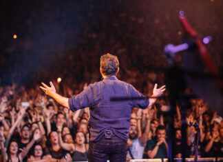 ΣΩΚΡΑΤΗΣ ΜΑΛΑΜΑΣ | SOLD OUT Η ΤΕΧΝΟΠΟΛΗ – ΝΕΑ ΣΥΝΑΥΛΙΑ ΣΤΟ ΘΕΑΤΡΟ ΒΡΑΧΩΝ