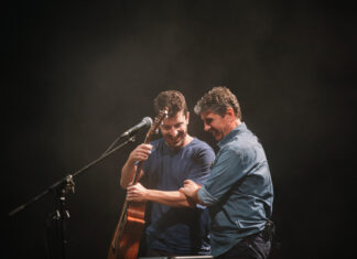 “Θα περάσουνε οι μέρες” – Γιάννης Παπαγεωργίου – Σωκράτης Μάλαμας | Νέο τραγούδι