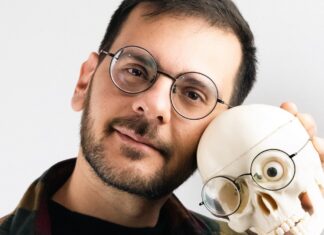 Ο ΓΙΑΝΝΗΣ ΤΑΥΛΑΣ ΣΤΟ ΜΟΥΣΙΚΟ ΣΤΕΚΙ «ΟΡΦΕΑΣ»