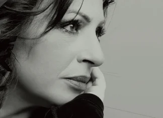 ΑΚΟΥΣΑΜΕ ΤΟ “REWORKS” ΤΗΣ ΧΑΡΟΥΛΑΣ ΑΛΕΞΙΟΥ | ΝΕΑ ΔΙΣΚΟΓΡΑΦΙΚΗ ΔΟΥΛΕΙΑ