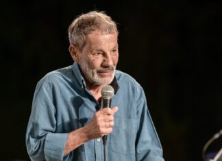 Άκυρο έριξε ο μεγάλος Σταύρος Ξαρχάκος στον μητροπολίτη Ρεθύμνης!