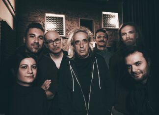 Ο Γιάννης Αγγελάκας ανακοίνωσε την ακύρωση της υπόλοιπης καλοκαιρινής του περιοδείας!