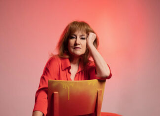 ΕΛΛΗ ΠΑΣΠΑΛΑ | ΤΡΙΤΗ 16 ΙΟΥΛΙΟΥ || ΘΕΑΤΡΟ ΚΟΛΩΝΟΥ – ΑΘΗΝΑ