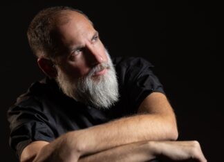 Ο Ορέστης Ντάντος ζωντανά στο Major Seven