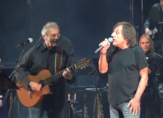 Βασίλης Παπακωνσταντίνου & Γιώργος Νταλάρας ερμηνεύουν τον “Λιόντα” των Μάνου Λοίζου & Λευτέρη Παπαδόπουλου