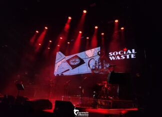 25 ΧΡΟΝΙΑ SOCIAL WASTE ΣΤΟ ΚΑΤΑΜΕΣΤΟ FLOYD | ΉΜΑΣΤΑΝ ΕΚΕΙ