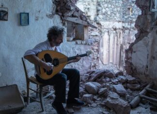 Ο ΓΙΩΡΓΟΣ ΞΥΛΟΥΡΗΣ (ΨΑΡΟΓΙΩΡΓΗΣ) ΣΤΟΝ ΣΤΑΥΡΟ ΤΟΥ ΝΟΤΟΥ CLUB