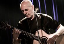 Ο ΟΡΦΕΑΣ ΠΕΡΙΔΗΣ ΓΙΑ ΔΥΟ ΒΡΑΔΙΕΣ ΣΤΟ ΚΥΤΤΑΡΟ