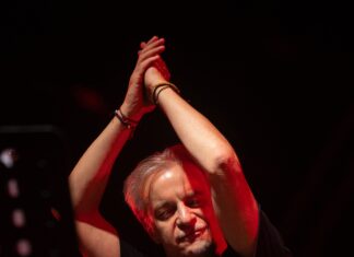 ΔΕΥΤΕΡΗ ΒΡΑΔΙΑ ΓΙΑ ΤΟΝ ΜΙΛΤΟ ΠΑΣΧΑΛΙΔΗ ΣΤΟ ΘΕΑΤΡΟ ΛΥΚΑΒΗΤΤΟΥ | ΣΕΠΤΕΜΒΡΙΟΣ 2026